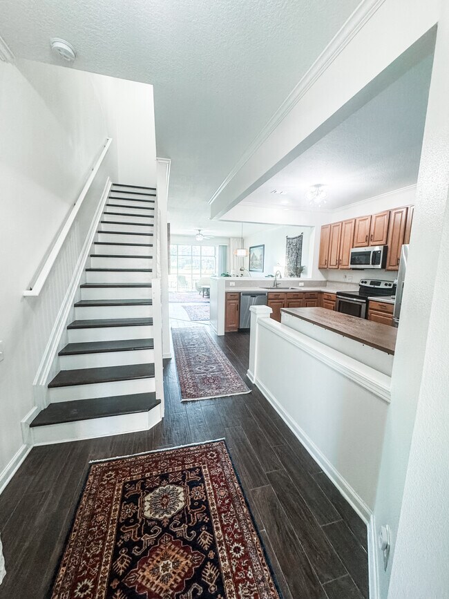 Foto del edificio - 7466 Red Crane Ln