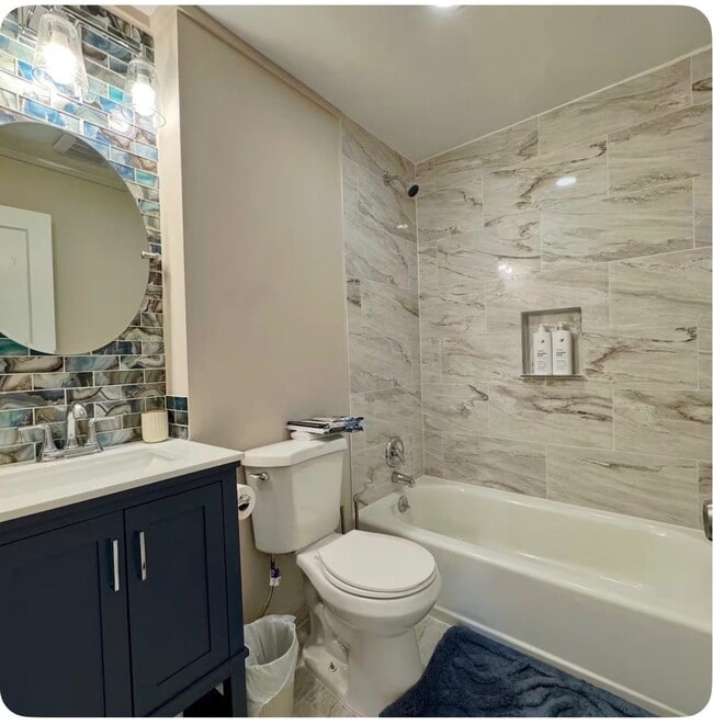 Foto del edificio - 5224 NE 62nd Ave