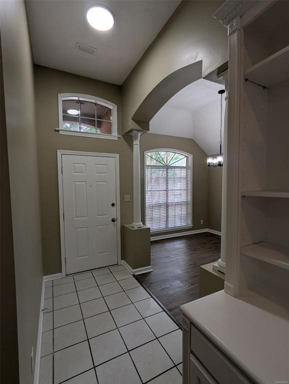 Building Photo - 7157 White Oak Ln