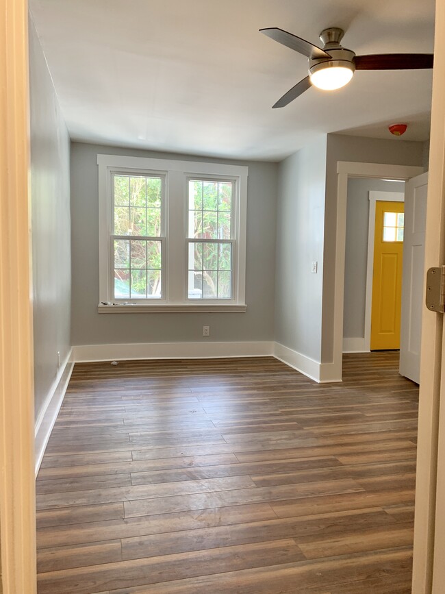 Building Photo - 6123 Madison Rd