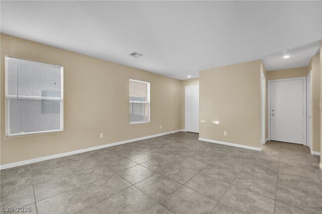 Building Photo - 9965 Lorian St