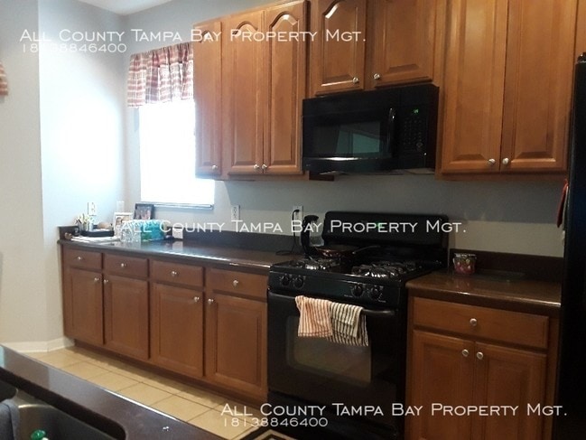 Building Photo - Beautiful 3/2 in Hidden Oaks