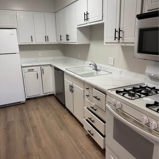 Building Photo - 339 N 400 E