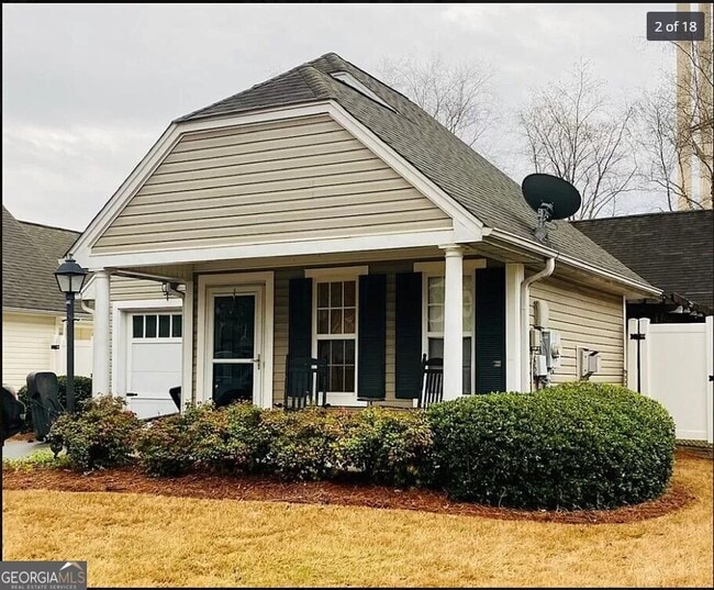 Building Photo - 2145 Highland Gate Dr