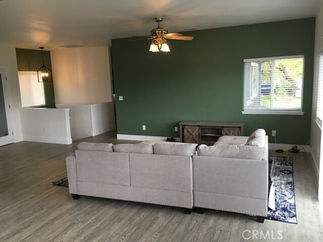 Foto del edificio - 3490 Westridge Cir