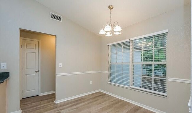 Building Photo - 8625 Cherry Hill Dr