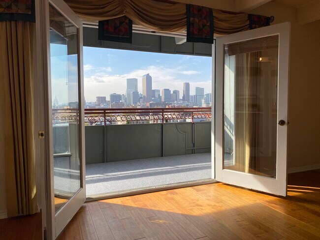 Let the outside in! - 1441 N Humboldt St