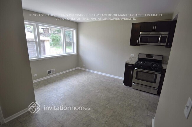 Building Photo - 1541 Boeger Ave