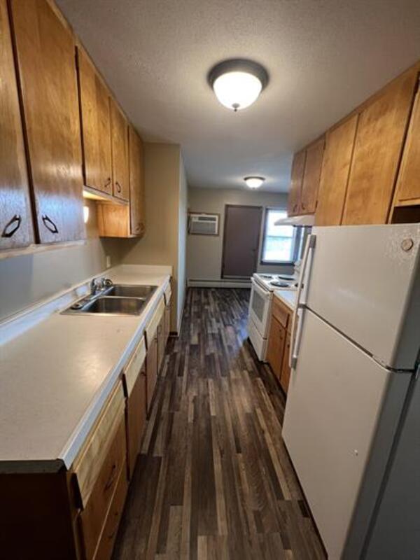 Foto principal - 202 11th Ave NW