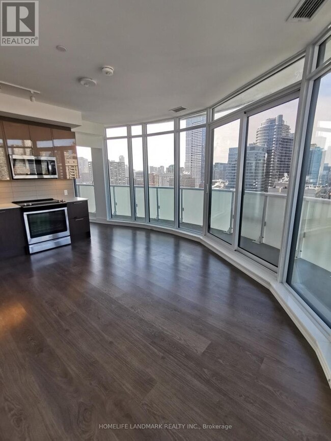 Building Photo - 403 Church St