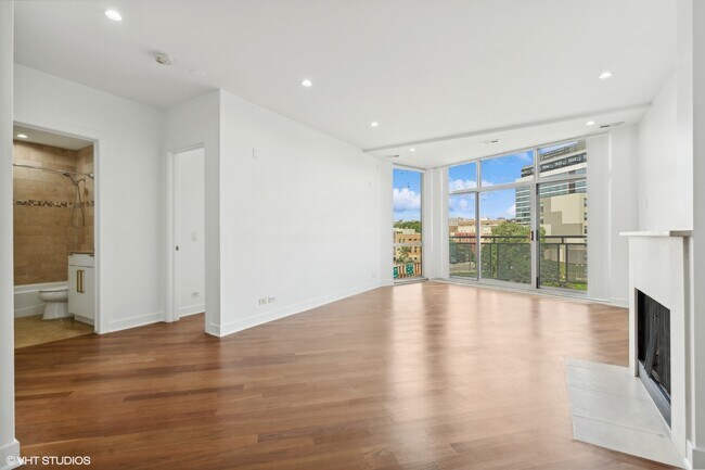 Foto del edificio - 914 W Hubbard St