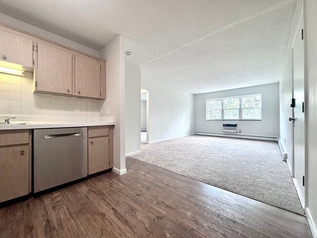 Photo - 130 North St Apartment