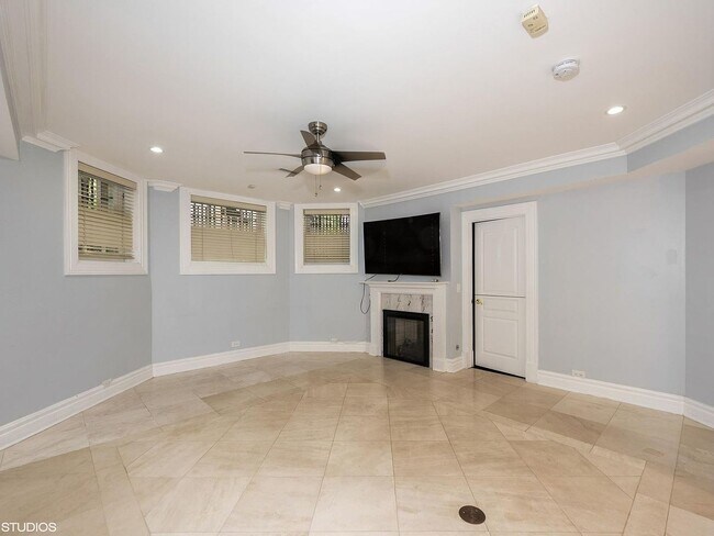 Foto del edificio - 1201 N Astor St