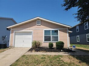 Building Photo - 1813 Wickham Dr