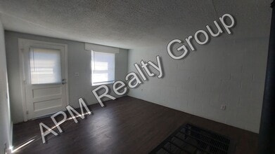 Building Photo - 2801 Howell Ct