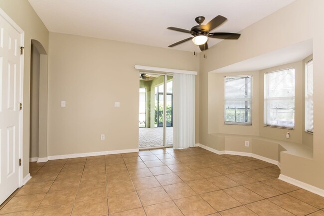 Building Photo - 6413 Bridgecrest Dr