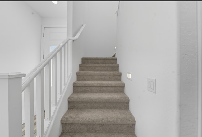 Building Photo - 4063 E Pinto Dr