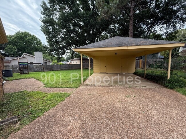 Building Photo - 6080 Barrentine Dr