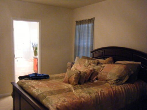 Building Photo - 6 Iroquois Trl