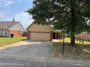 Building Photo - 5628 Kaitlyn Dr E