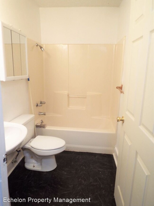 Building Photo - 3 br, 2 bath House - 505 Cheyenne