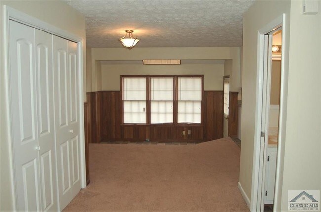 Building Photo - 159 Highland Park Dr