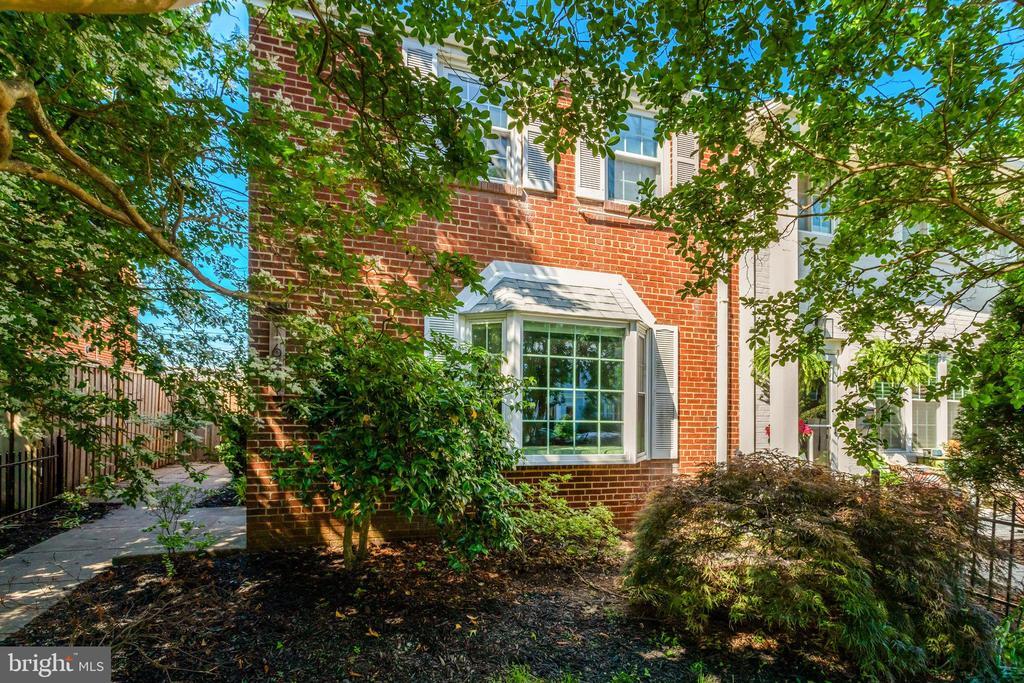 Foto principal - 1600 Woodbine St