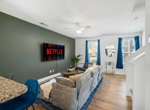 Building Photo - 4118 Bunker Dr