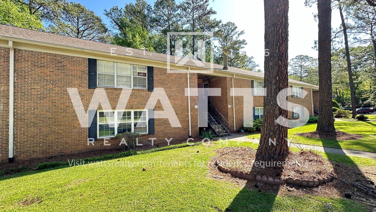 Foto principal - 2-Bed 2-Bath Condo in Vestavia Hills