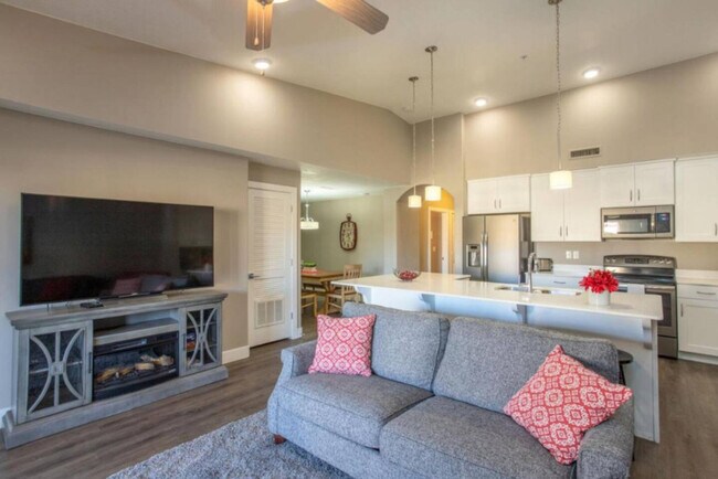 Foto del edificio - 1111 Gap Canyon Pkwy
