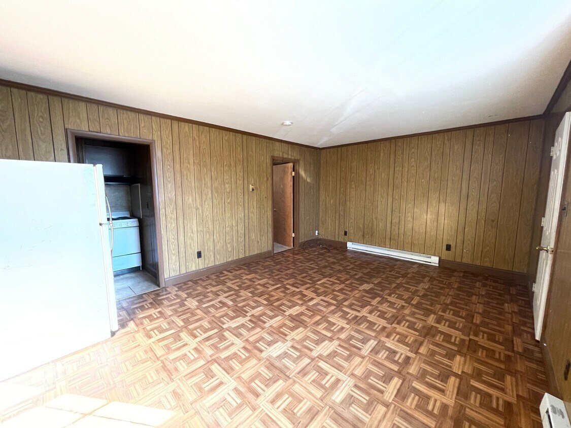 Building Photo - 25390 Point Lookout Rd