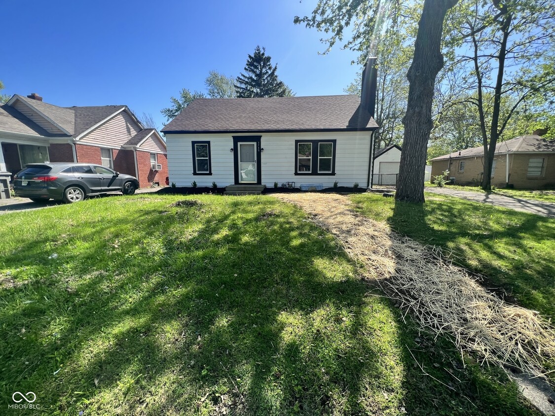 Foto principal - 3739 N Drexel Ave