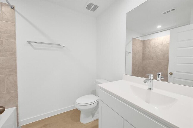 Building Photo - 8304 Tropea Dr