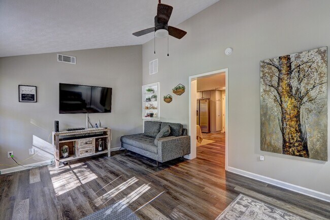 Foto del edificio - 2060 Klondike Rd SW