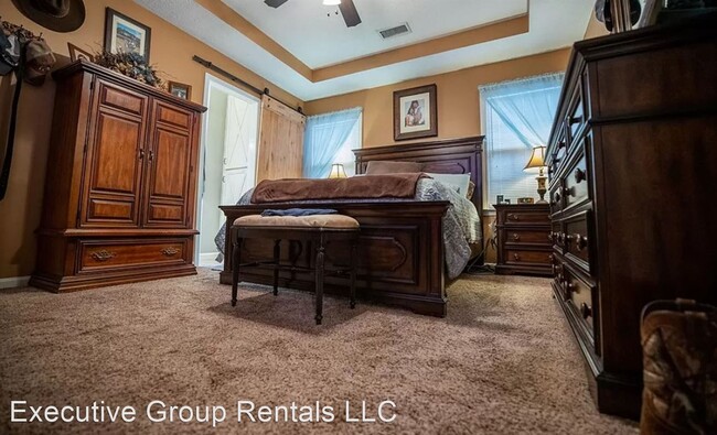 Building Photo - 3 br, 2 bath House - 1020 Sugar Mill Drive