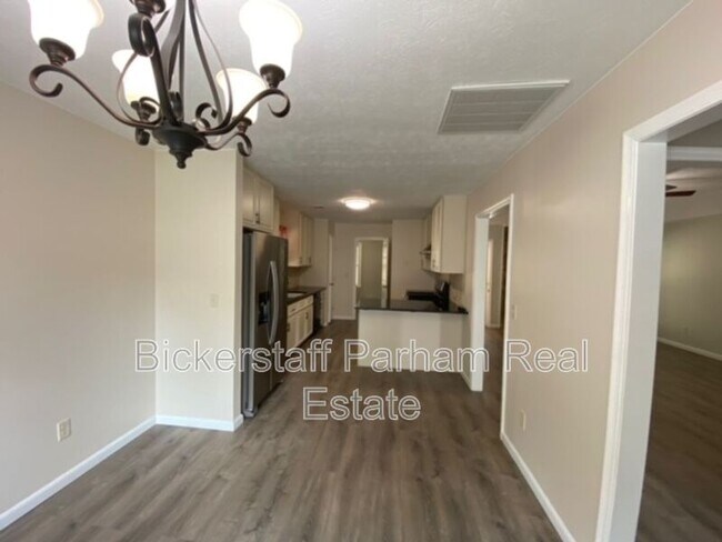 Foto del edificio - 220 Saddlebrook Trail