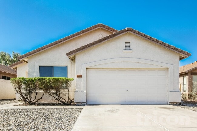 Building Photo - 6619 W Golden Ln