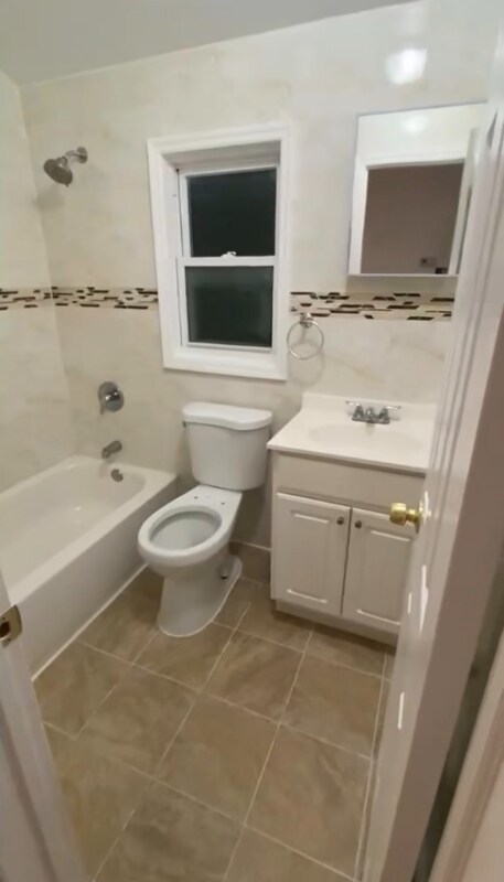 Foto del edificio - 122-07-122142 142nd Pl