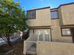 Building Photo - 5049 Spencer St