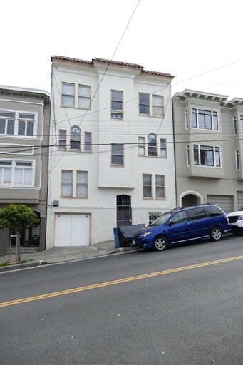 Primary Photo - 819-825 Lombard St