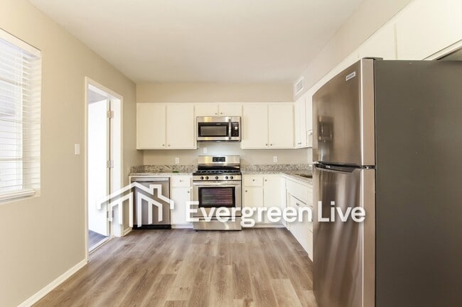 Foto del edificio - 3308 W Cactus Wren Dr