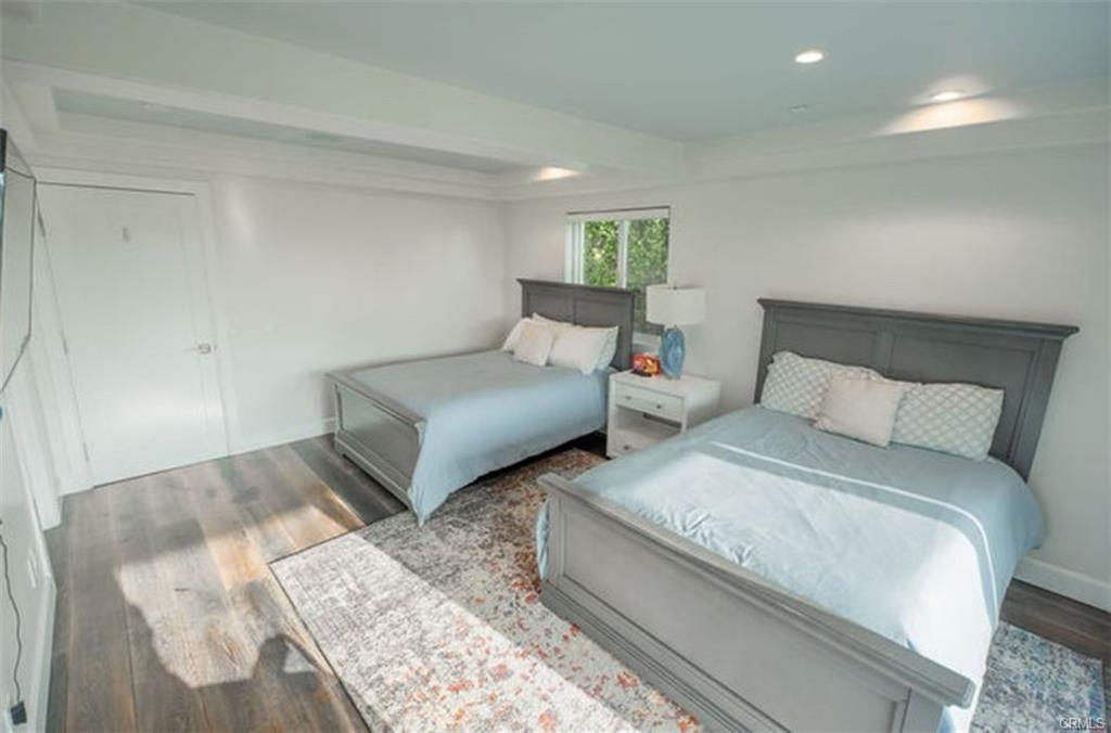 Foto principal - 986 Oriole Dr