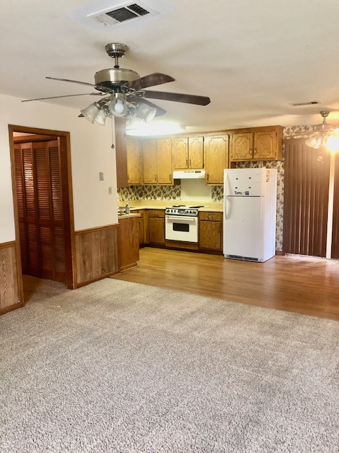 Building Photo - 2024 Colonial Estates Rd