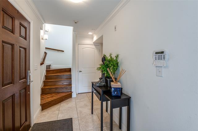 Building Photo - 4133 Hyer St