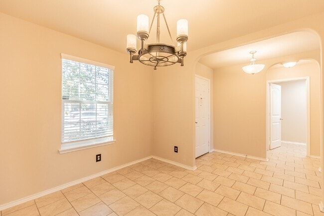 Building Photo - 1744 Emerald Edge