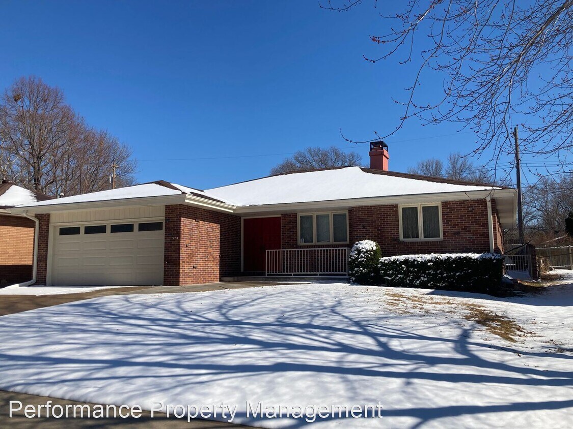 Primary Photo - 3 br, 3 bath House - 4924 Cresthaven Dr