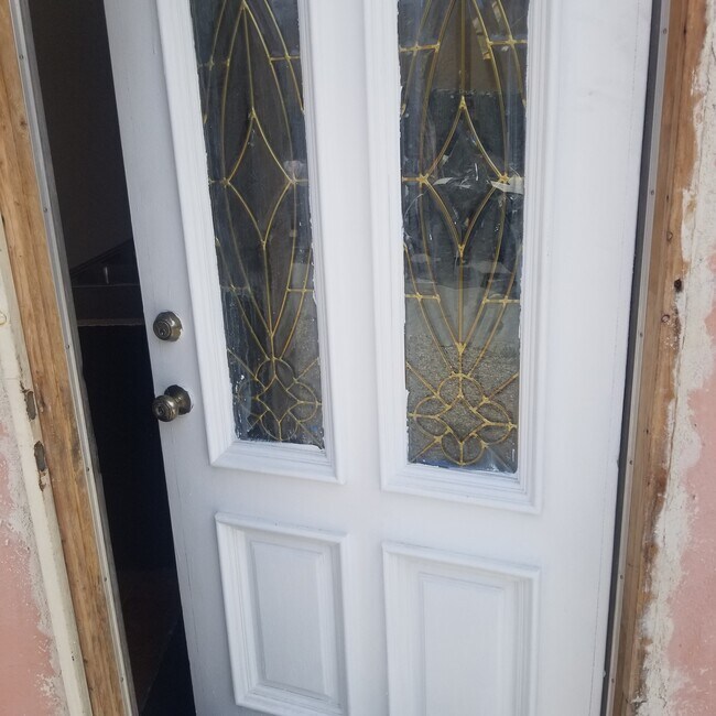 Foto del edificio - 133 W 81st St