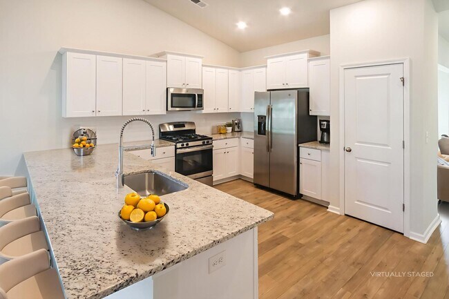 Foto del edificio - 212 Craigflower Ct