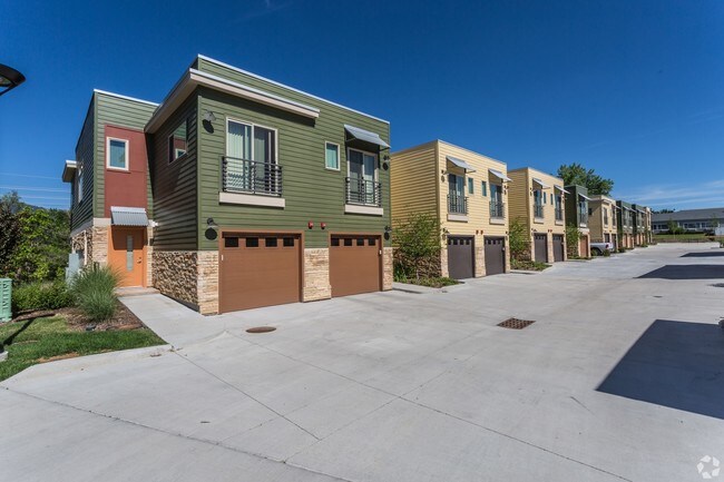 Building Photo - 3685 Paseo Del Prado