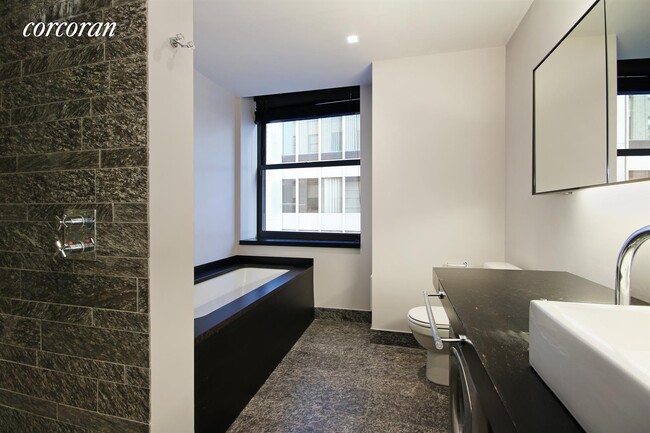 Foto del edificio - 18-20 Pine St